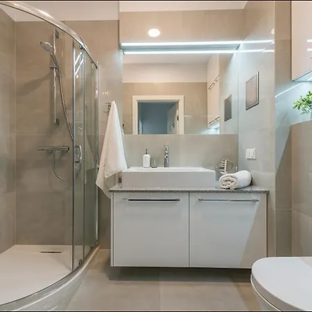 Apartment P&o Bielany 5 *